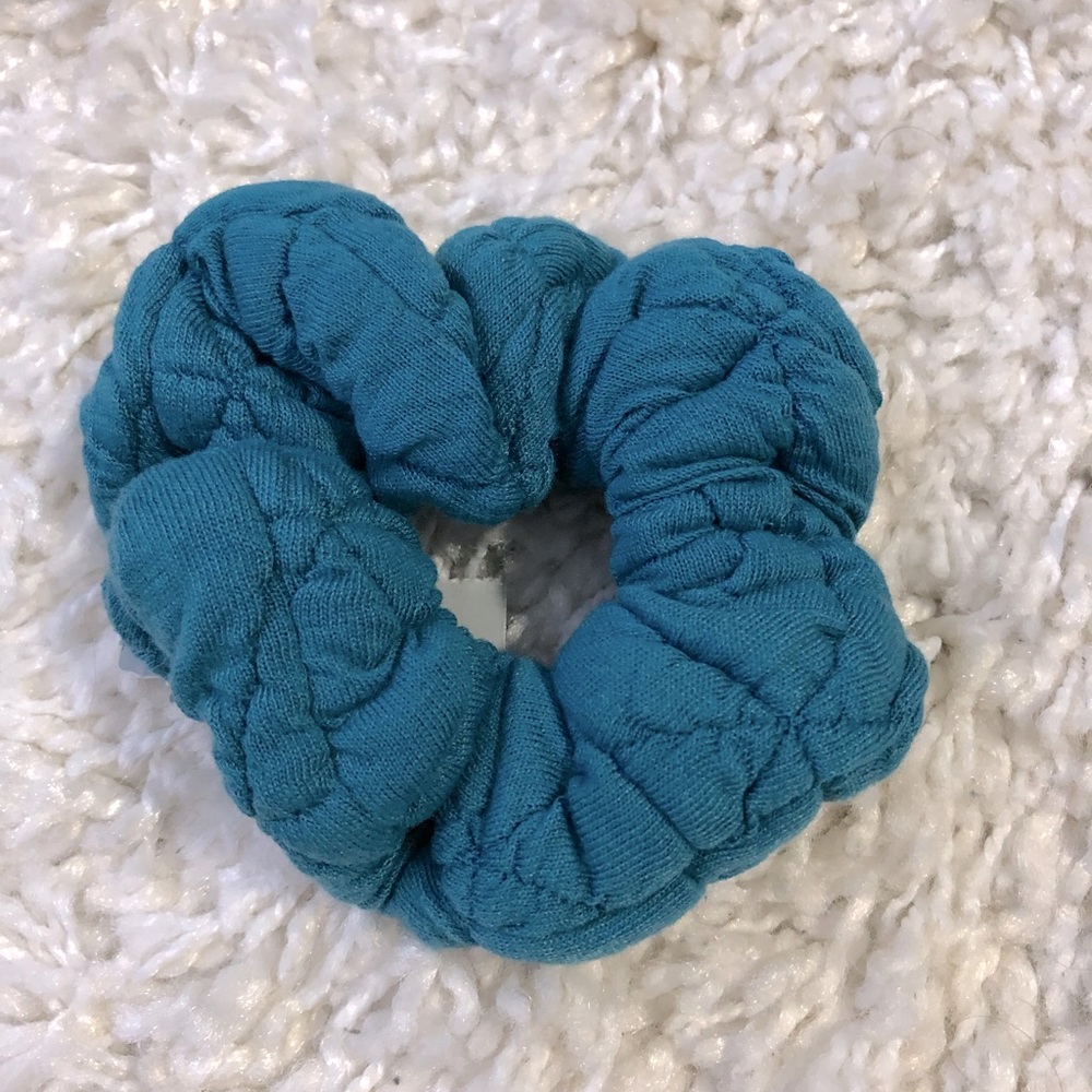 Quilted Scrunchie New with Tags